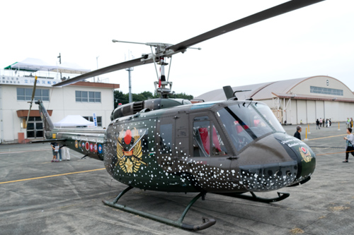 記念塗装UH-1